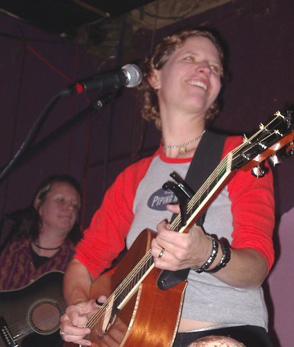 Catie Curtis at the HWF, Oct 2003, photos by JD Doyle